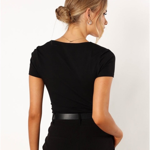 Petal & pup stain bow bodysuit nwot - Picture 4 of 6